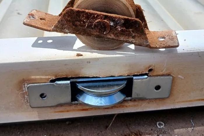 Troca de Roldanas de Portões